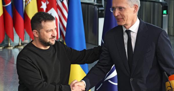 科普知识“随意玩拼三张怎么能赢”(原来确实是有挂)