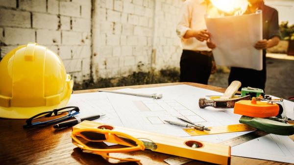 建筑商被判逃税30万美元，在优步吃上花钱，海外旅行