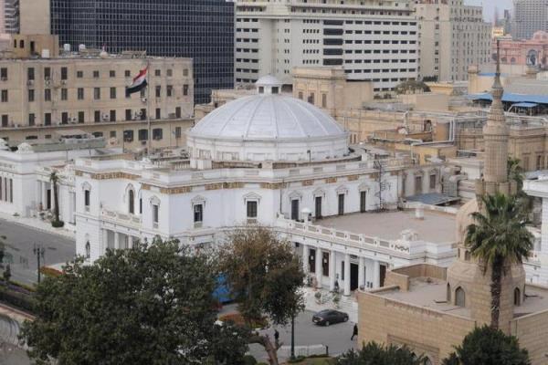 埃及：众议院批准有关设立银行的法律草案