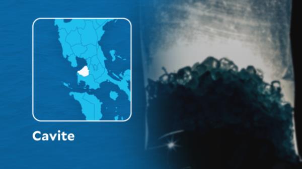 五名嫌犯在卡维特缴获了P170K涮锅和大麻