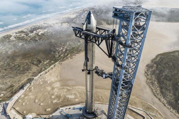 SpaceX的星际飞船清除了重返月球的最新障碍