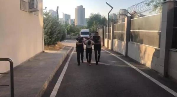 两人因在伊斯坦布尔策划袭击被捕