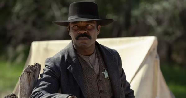 独家Lawmen Bass Reeves剪辑，David Oyelowo饰演的枪手将成为副警长