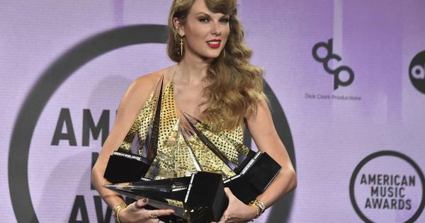 玩家必看“微信新大圣金花链接大厅房卡
”详细房卡教程