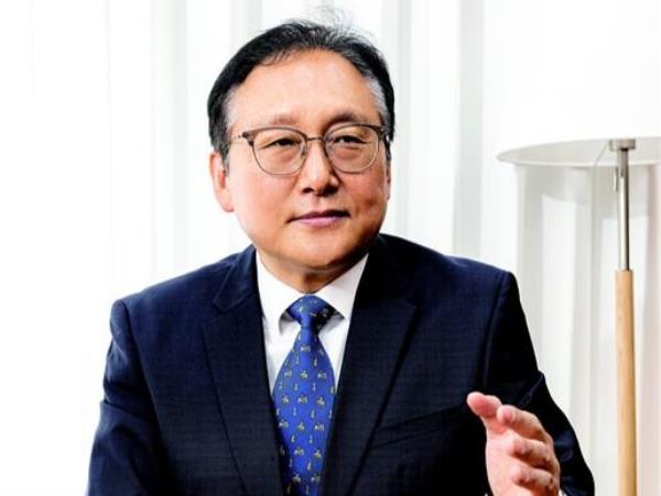 新任贸易部长誓言要解决芯片和电池的供应链风险