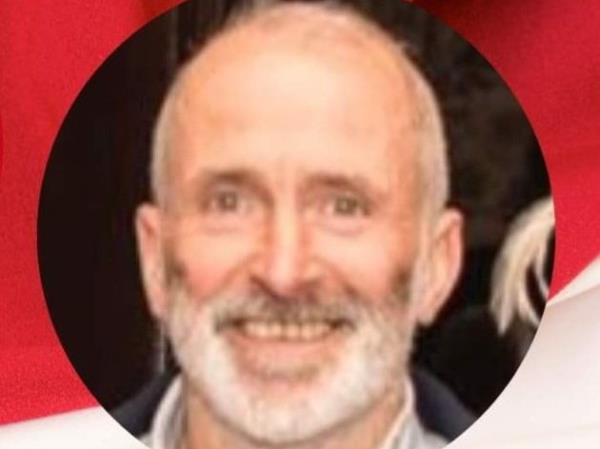 向前斯莱戈流浪者队球星致敬，他已经去世