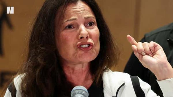 房卡必备教程“微信群链接房卡怎样购买”房卡使用方法介绍