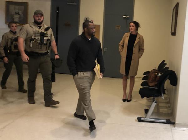 贸易焦点|今天在Lupin, Glenmark Pharma, Lemon Tree Hotels进行贸易的策略 贸易焦点|今天在Lupin, Glenmark Pharma, Lemon Tree Hotels进行贸易的策略