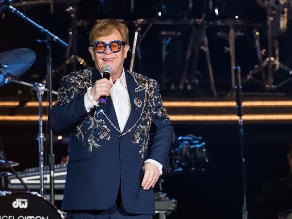 一分钟普及“微信牛牛房间房卡充值”获取房卡方式