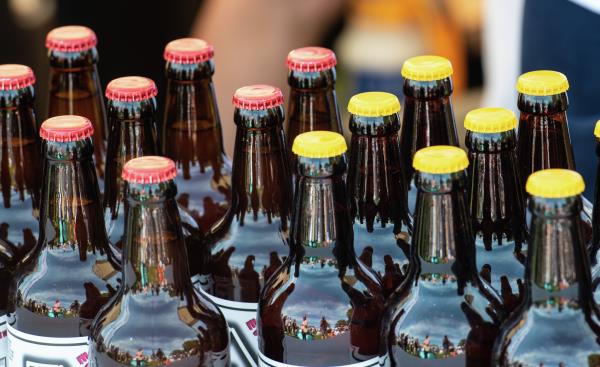 一分钟介绍“新卡农拼三张房卡
”详细房卡教程