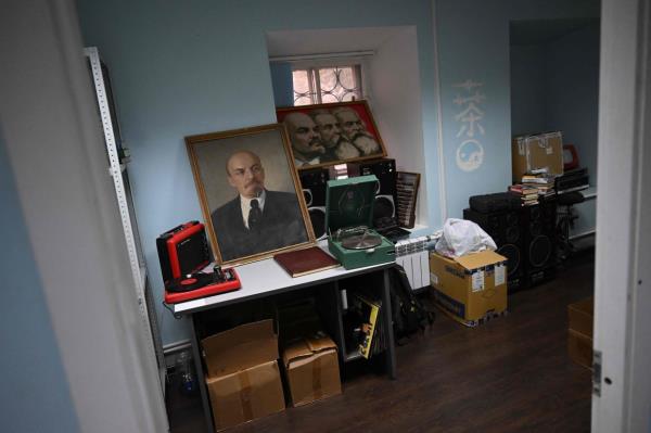 游戏攻略详解文章“微信开房间链接房卡在哪里充”详细房卡教程