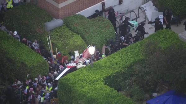 玩家攻略“微信牛牛房卡链接炸金花房卡”房卡详细使用教程