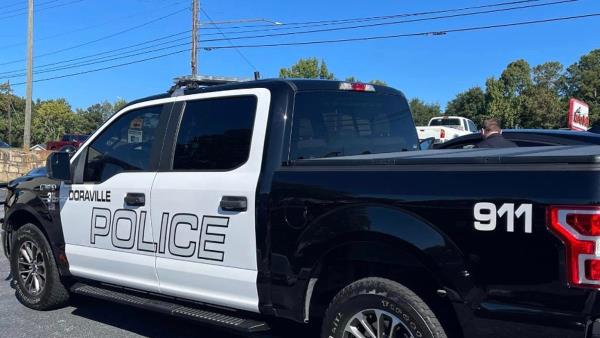 前乔治亚州警官迈尔斯·布莱恩特因少年苏珊娜·莫拉莱斯之死被捕