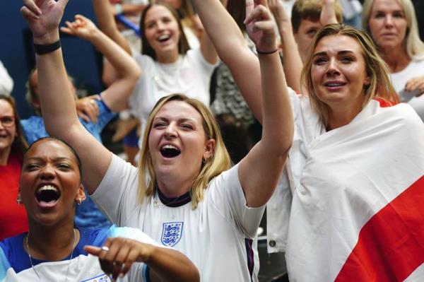 三分钟讲解“新皇豪互娱牛牛金花房卡”获取房卡教程