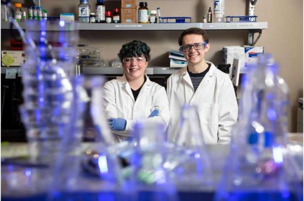 From hagfish to membrane: Modeling age-related macular degeneration