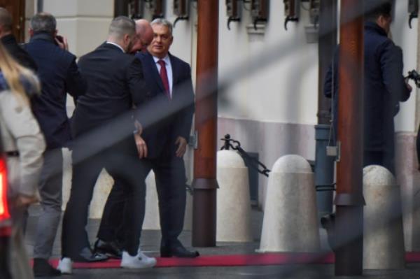 匈牙利总理欧尔班在冻结资金的争议中加大了反欧盟的言论