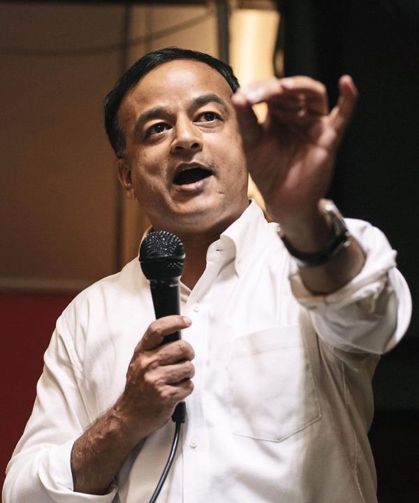 秒懂教程“新518互游牛牛金花房卡”官方渠道安全 秒懂教程“新518互游牛牛金花房卡”官方渠道安全